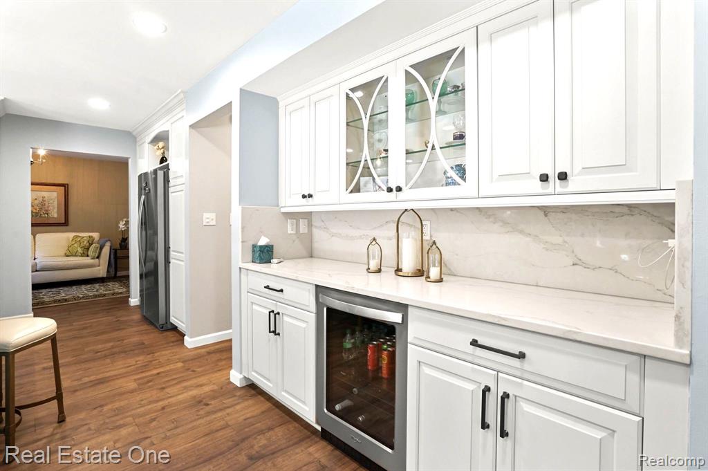 46322 HOUGHTON Drive, Shelby Twp, MI 48315 — Photo 12