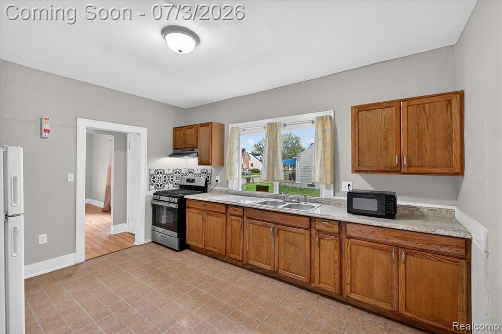 6881 Brace Street, Detroit, MI 48228 — Photo 13