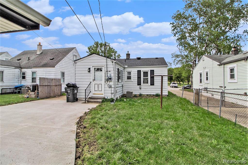 6041 HAROLD Street, Taylor, MI 48180 — Photo 4