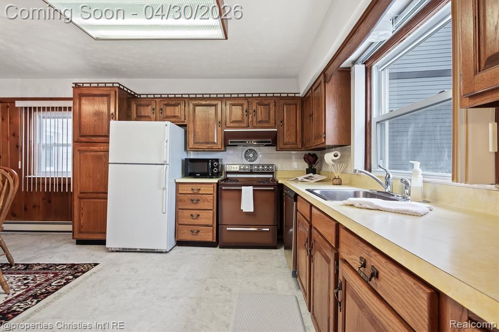 11417 N Shore Drive, Whitmore Lake, MI 48189 — Photo 34