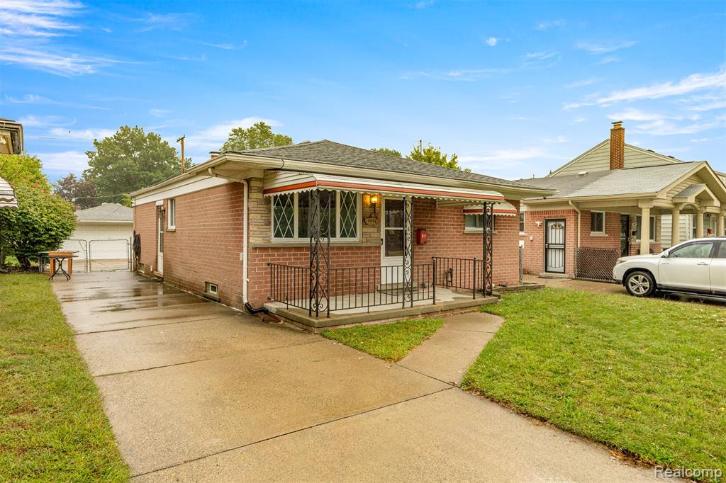 6894 N Gulley Road, Dearborn Heights, MI 48127 — Photo 29