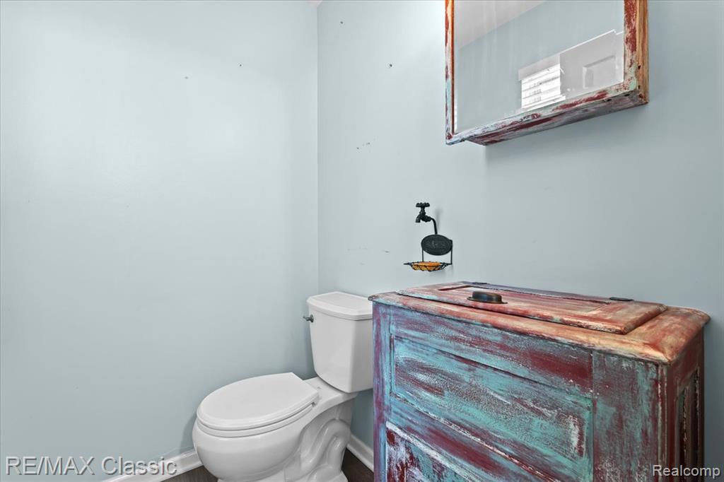 10979 Milford Road, Holly, MI 48442 — Photo 10