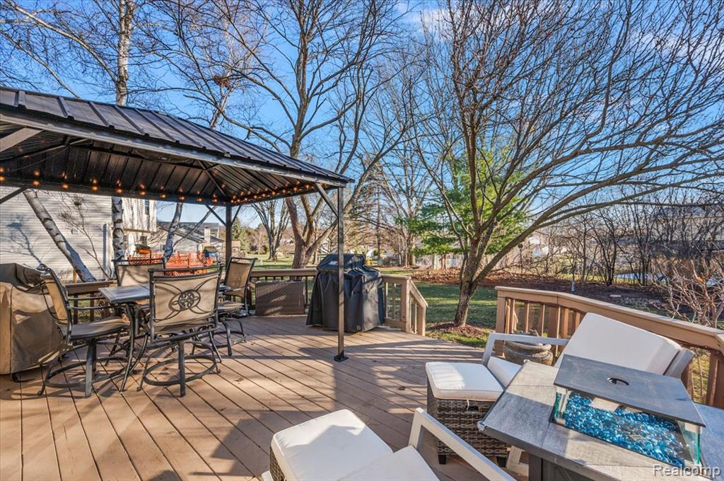 24546 Fairway Hills Drive, Novi, MI — Photo 3
