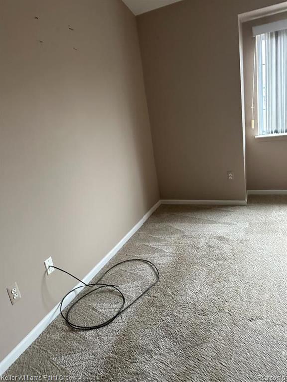 5739 Twin Oaks Drive, Sterling Heights, MI 48314 — Photo 15