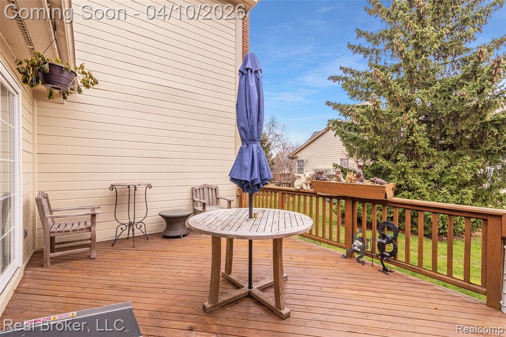 39836 Eagle Trace Drive, Northville, MI 48168 — Photo 33