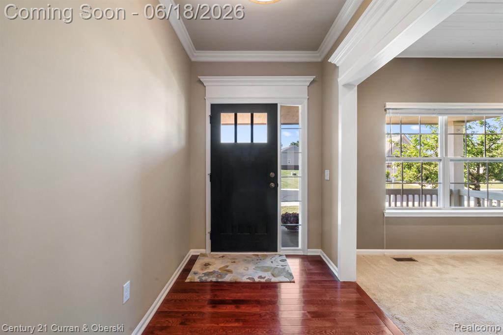 1086 Paddock Drive, South Lyon, MI 48178 — Photo 9