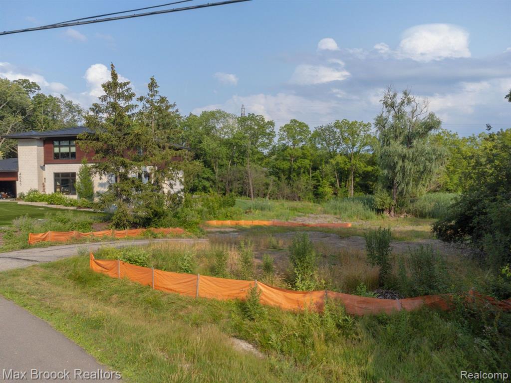 4053 HARBOR VISTA Drive, Orchard Lake Village, MI 48323