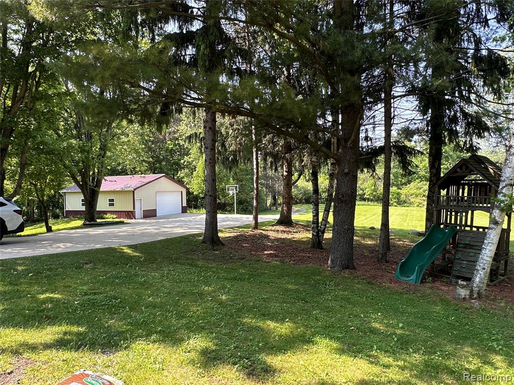 5836 Ewalt Road, Imlay City, MI 48444 — Photo 28