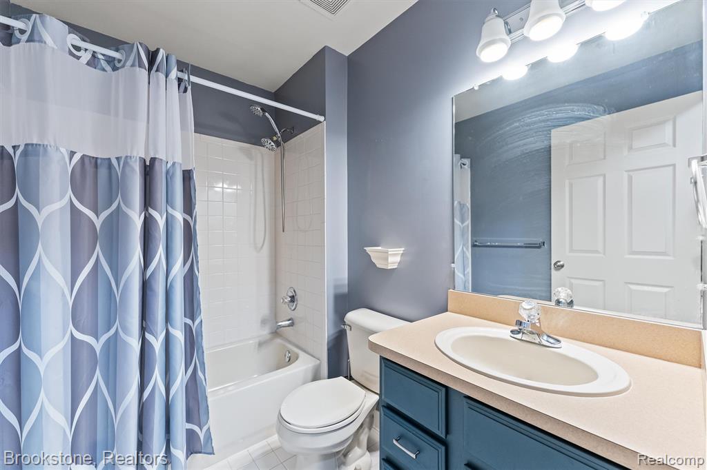 51936 Wave Lane, New Baltimore, MI — Photo 19