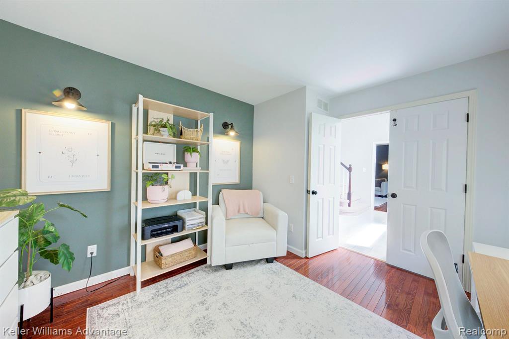 47694 EDINBURGH Drive, Plymouth, MI 48170 — Photo 34