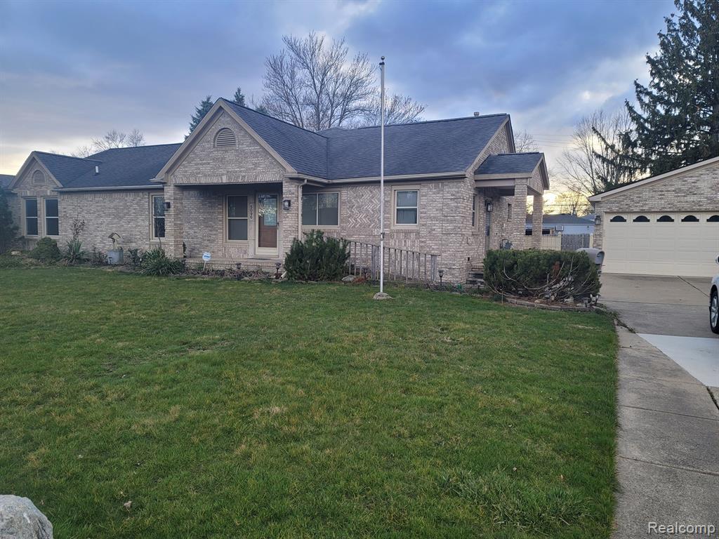 5096 CLIPPERT Street, Dearborn Heights, MI 48125 — Photo 2