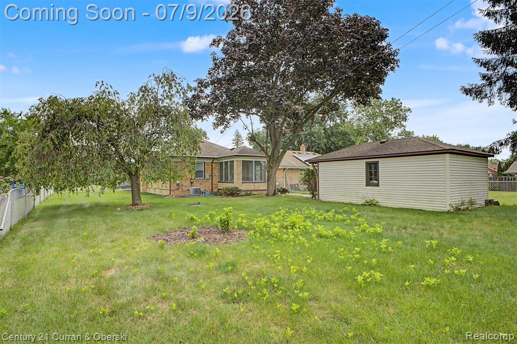 6999 Fenton Street, Dearborn Heights, MI 48127 — Photo 39