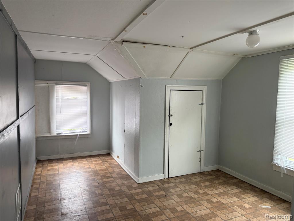 8647 ELLSWORTH Street, Detroit, MI 48238 — Photo 14