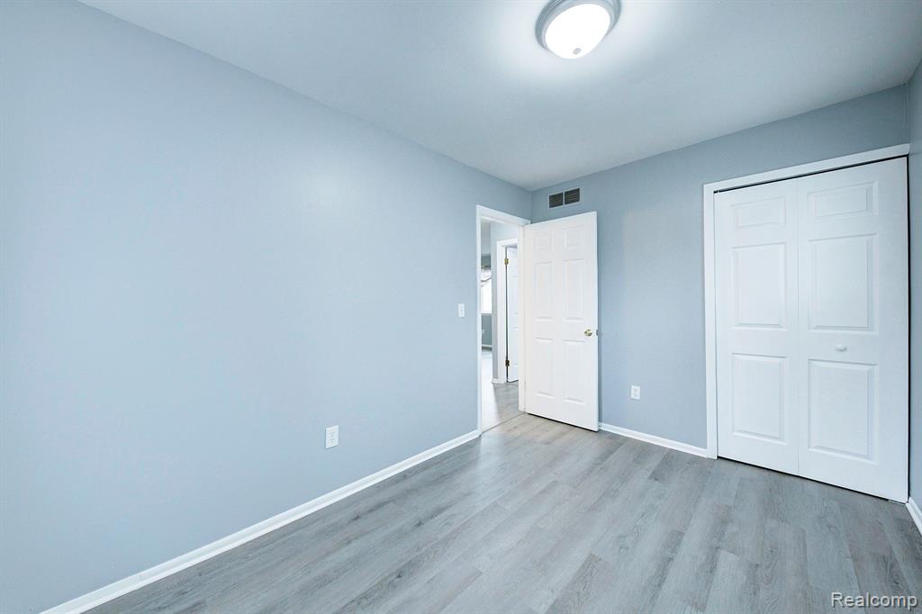 9057 GARFIELD Drive, Whitmore Lake, MI 48189 — Photo 17