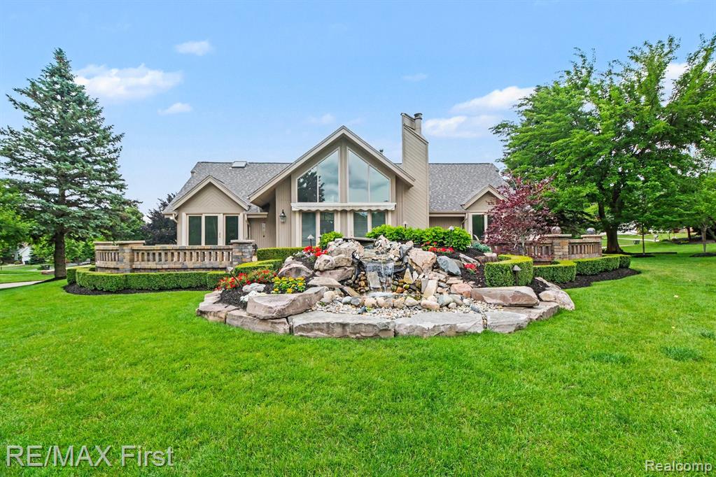 601 Brookwood Lane E, Rochester Hills, MI 48309 — Photo 36