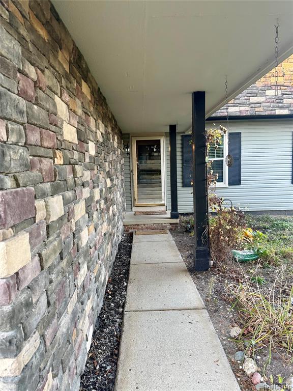3596 Barberry Circle, Wixom, MI 48393 — Photo 3