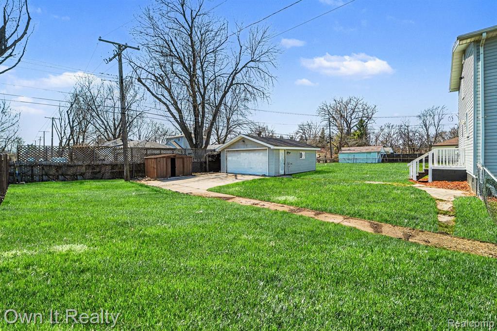 25605 Yale Street, Dearborn Heights, MI 48125 — Photo 28
