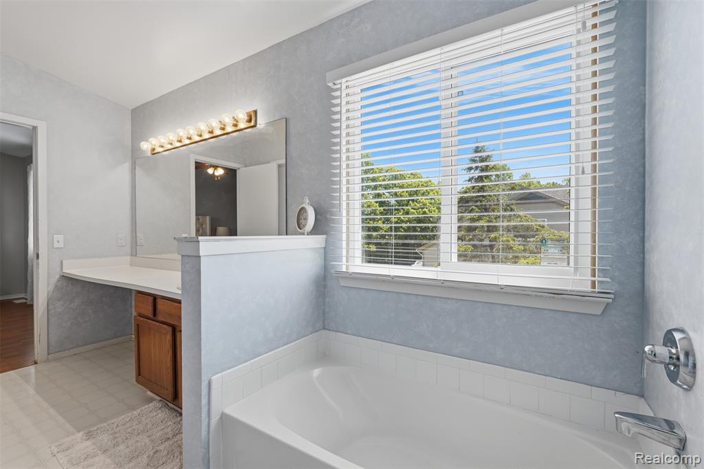 1661 Scio Ridge Road, Ann Arbor, MI 48103 — Photo 28