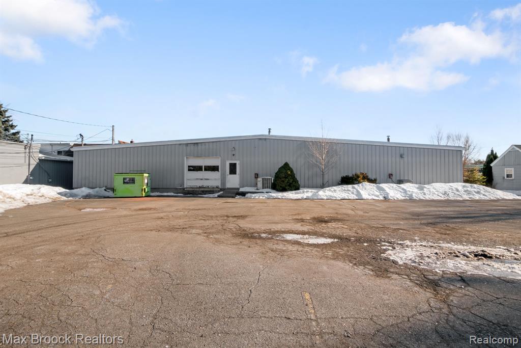 666 S Lapeer Road, Oxford, MI 48371 — Photo 13