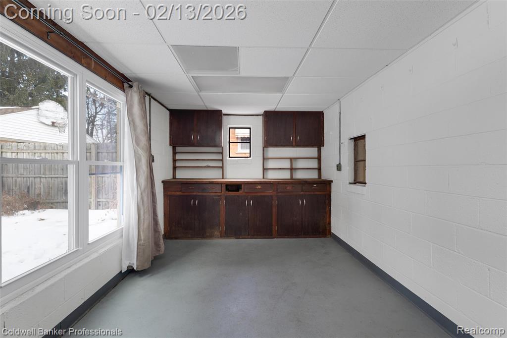 6821 N Lafayette Street, Dearborn Heights, MI 48127 — Photo 37