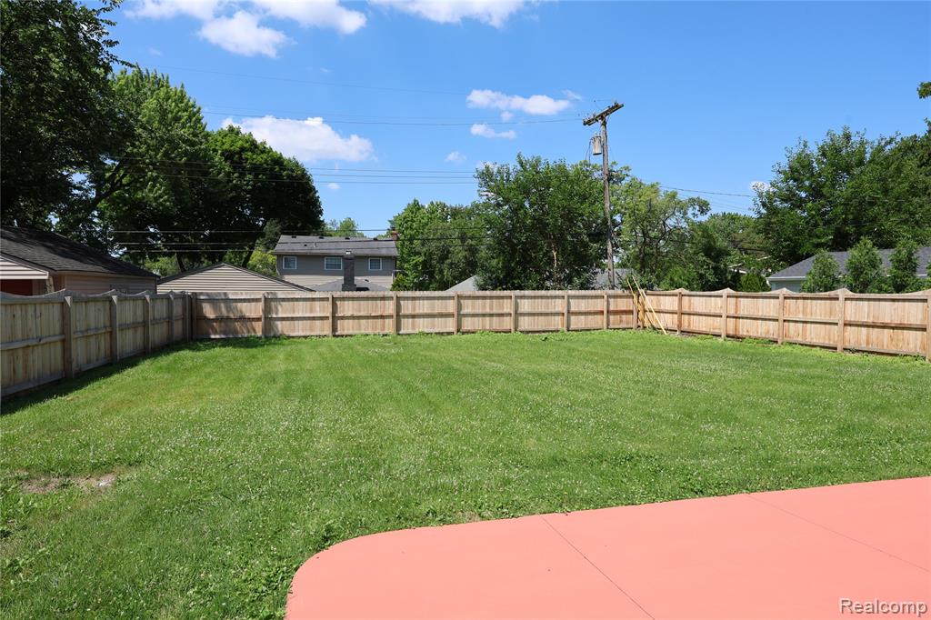4121 Seminole Drive, Royal Oak, MI 48073 — Photo 12