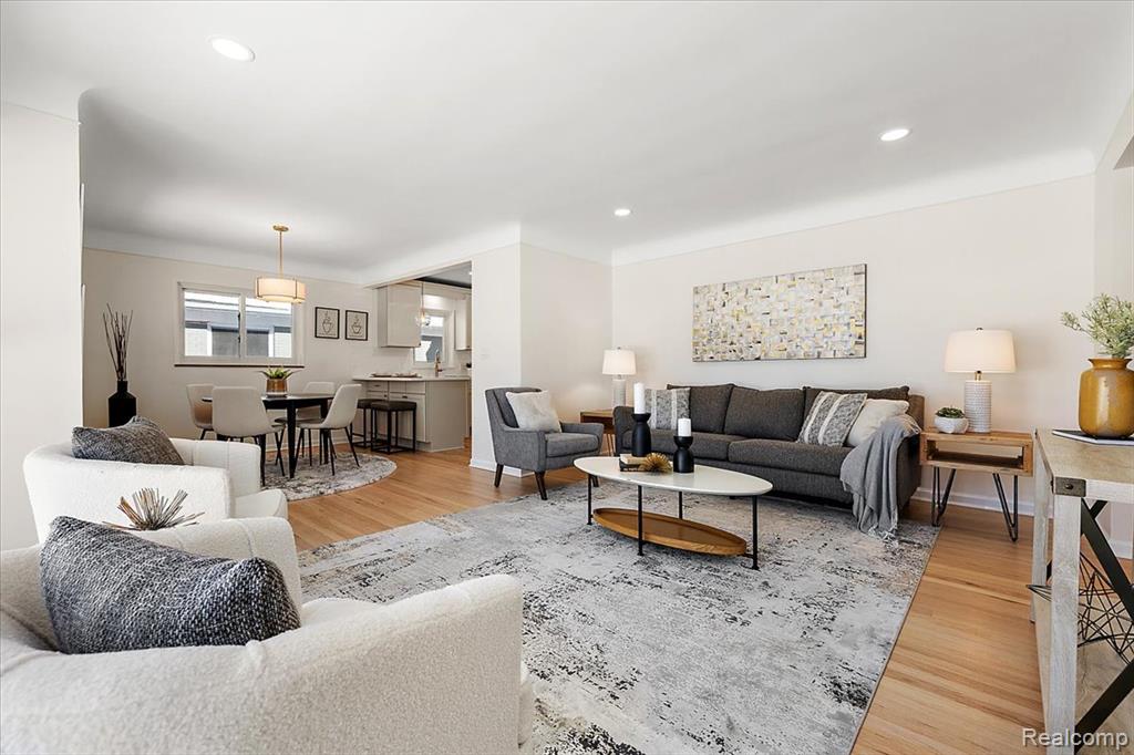 31060 E Rutland Street, Beverly Hills, MI 48025 — Photo 6
