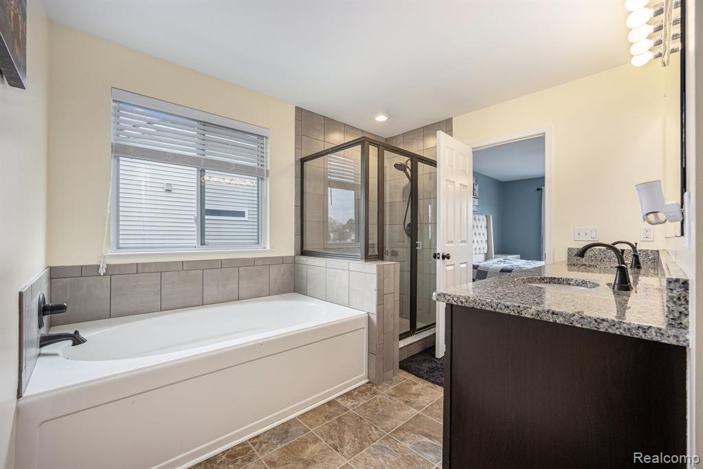41259 Rugosa Drive, Clinton Twp, MI 48038 — Photo 16