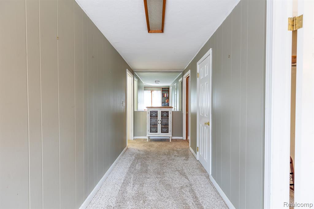 7950 ISLAND Boulevard, Grosse Ile, MI 48138 — Photo 28