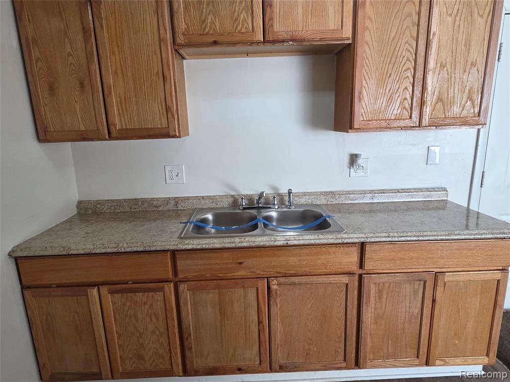 19131 Lahser Rd, Lahser Road, Detroit, MI 48219 — Photo 10