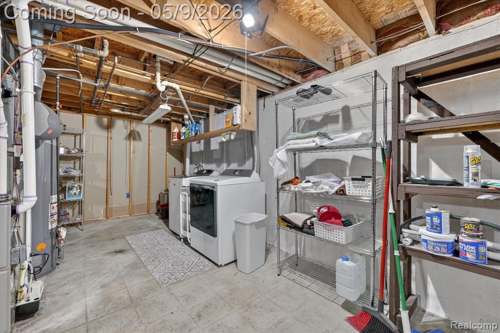16621 Gatehouse Drive, Woodhaven, MI 48183 — Photo 37