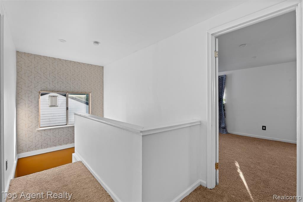 19780 Oakfield Street, Detroit, MI 48235 — Photo 21