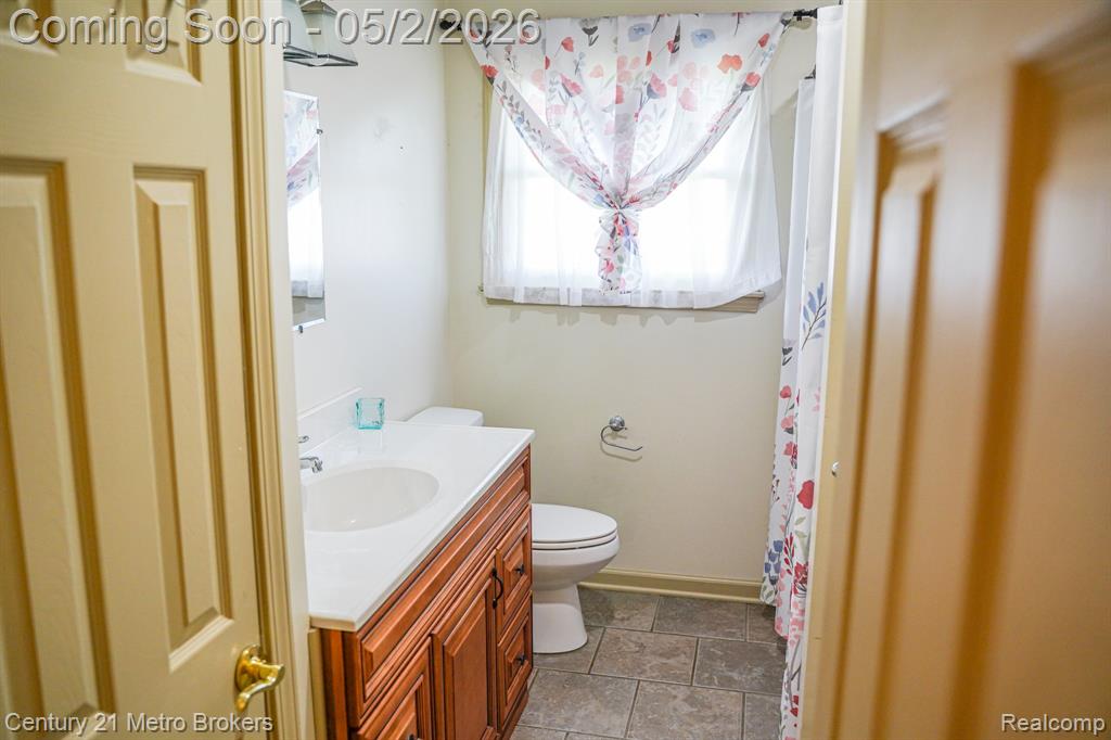 5164 Pinecone Drive, Lapeer, MI 48446 — Photo 8