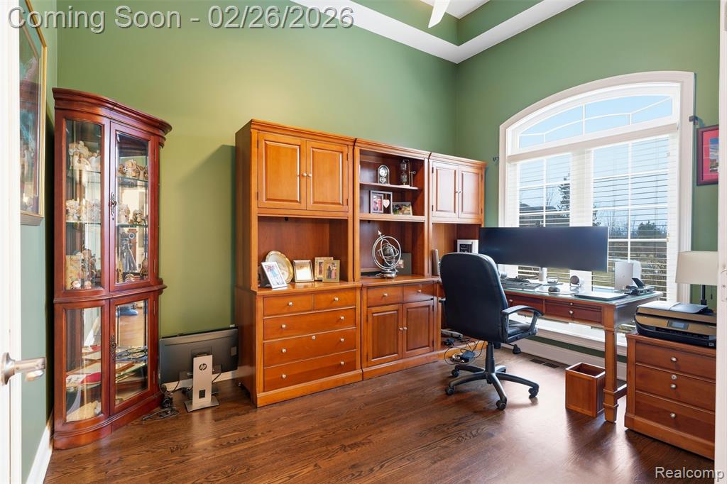 65690 North Avenue, Ray, MI, 00000