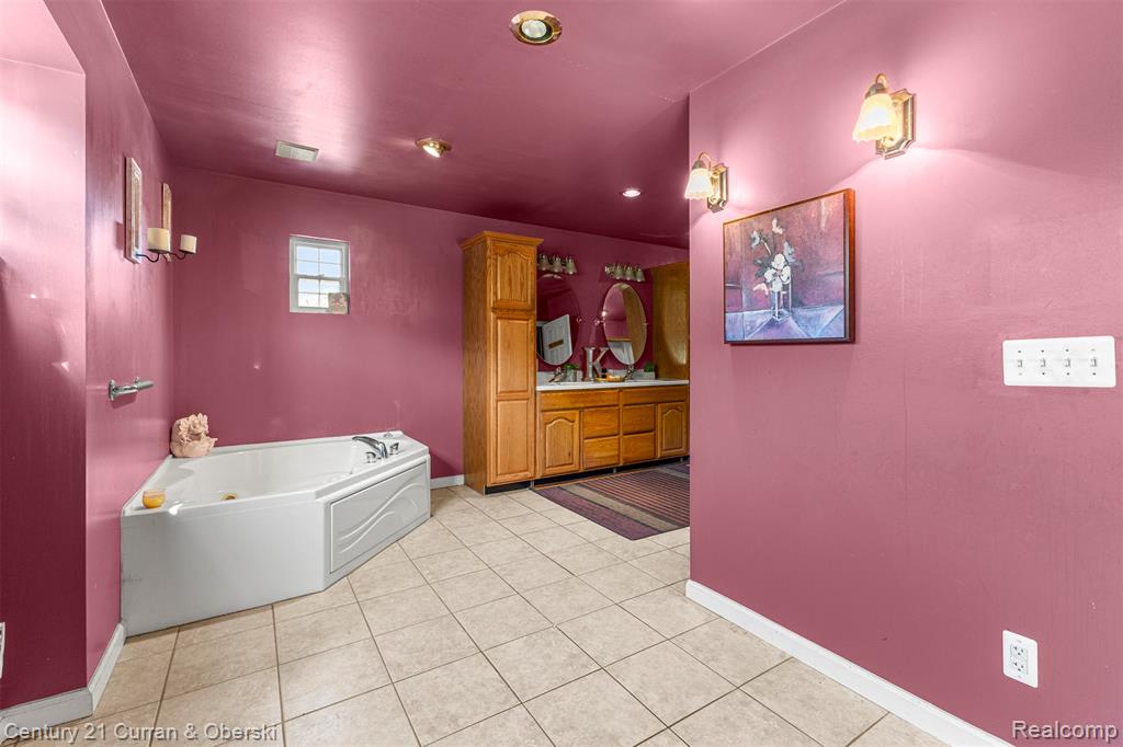 8095 S Huron River Drive, Ypsilanti, MI 48197 — Photo 24