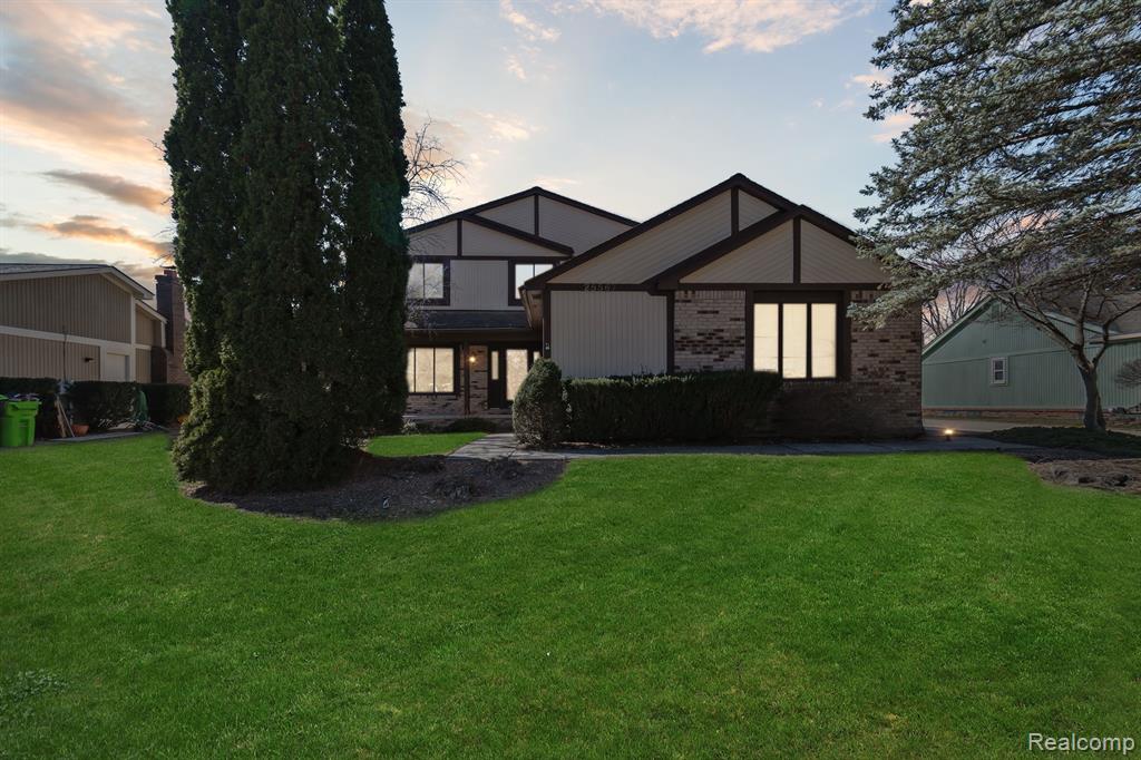 25567 BUCKMINSTER Drive, Novi, MI — Photo 2