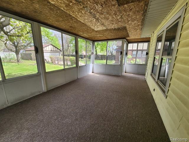 80 E Iroquois Road, Pontiac, MI 48341 — Photo 24