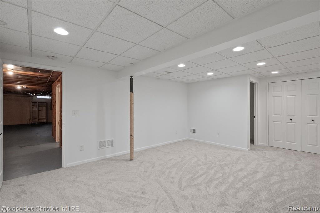 54582 CABRILLO Drive, Macomb, MI 48042 — Photo 25