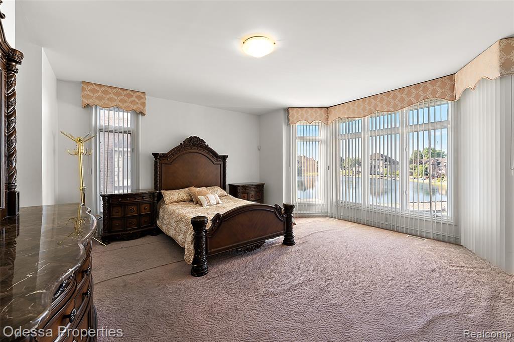 12984 Azure Drive, Utica, MI 48315 — Photo 21
