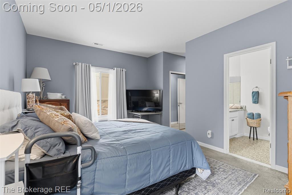 29374 Laurel Drive, Farmington Hills, MI 48331 — Photo 18