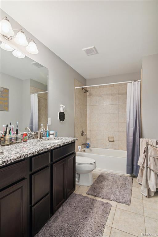 571 HUDSON Circle, South Lyon, MI 48178 — Photo 44