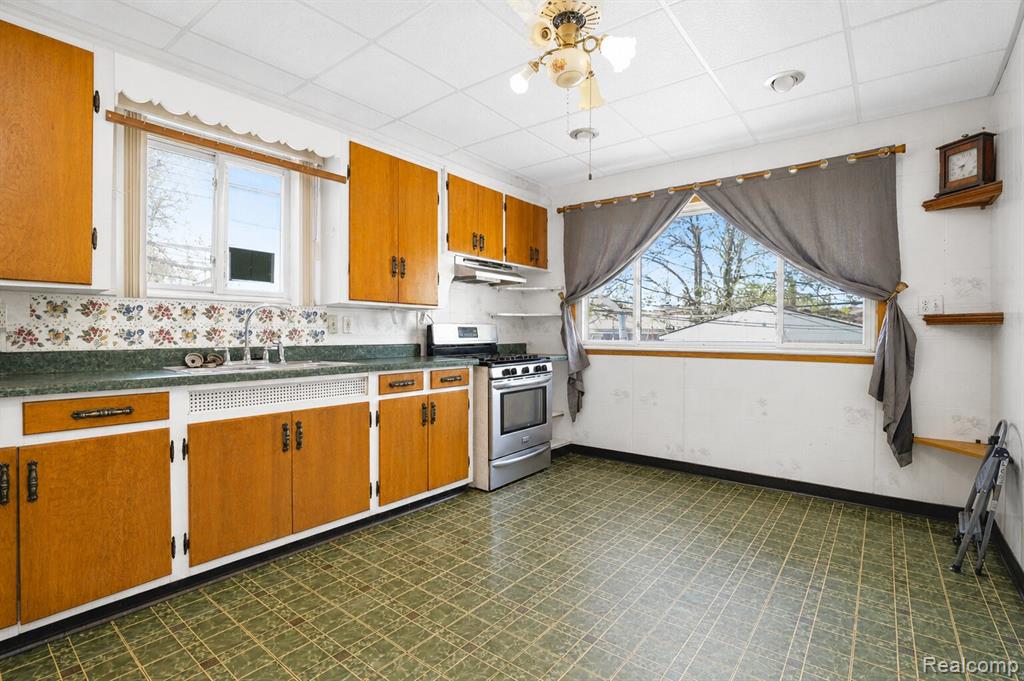 5003 Maple Street, Dearborn, MI 48126 — Photo 11