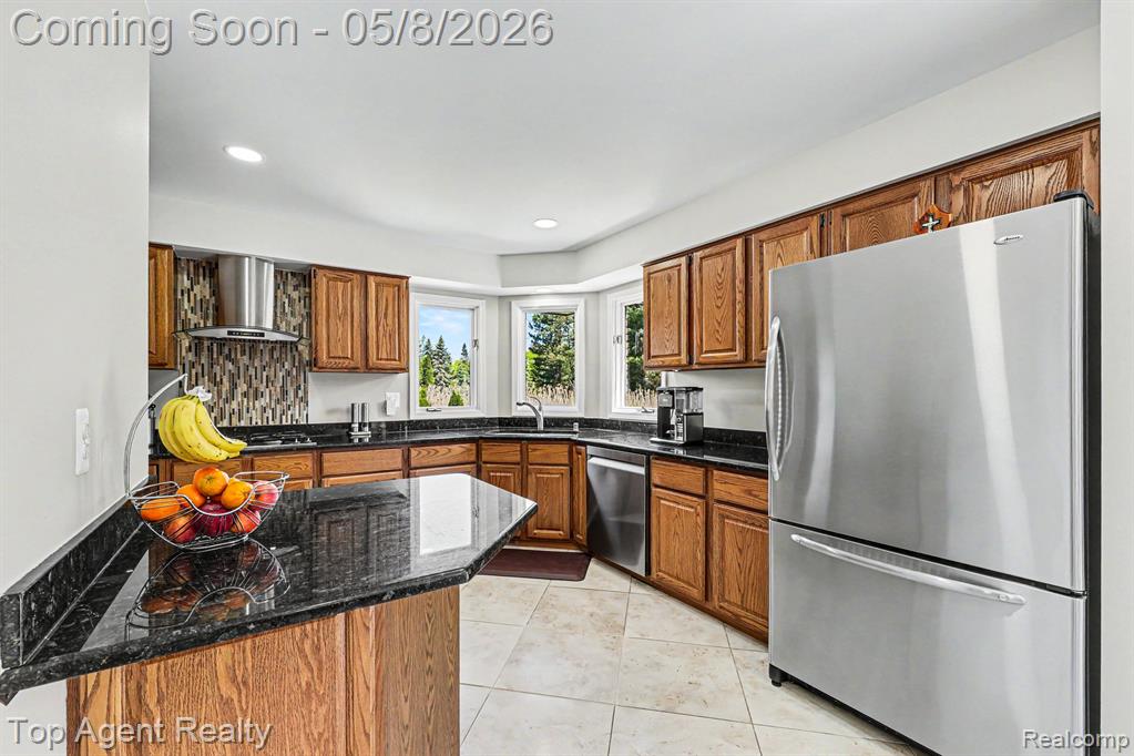 50492 Heatherwood Lane, Shelby Twp, MI 48317 — Photo 9