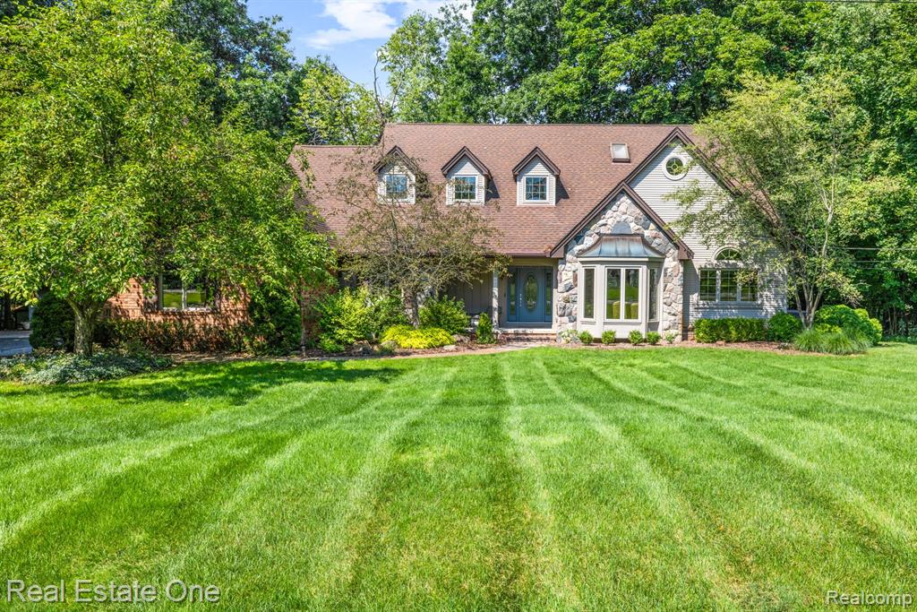 44211 CHEDWORTH Drive, Northville, MI 48167 — Photo 65