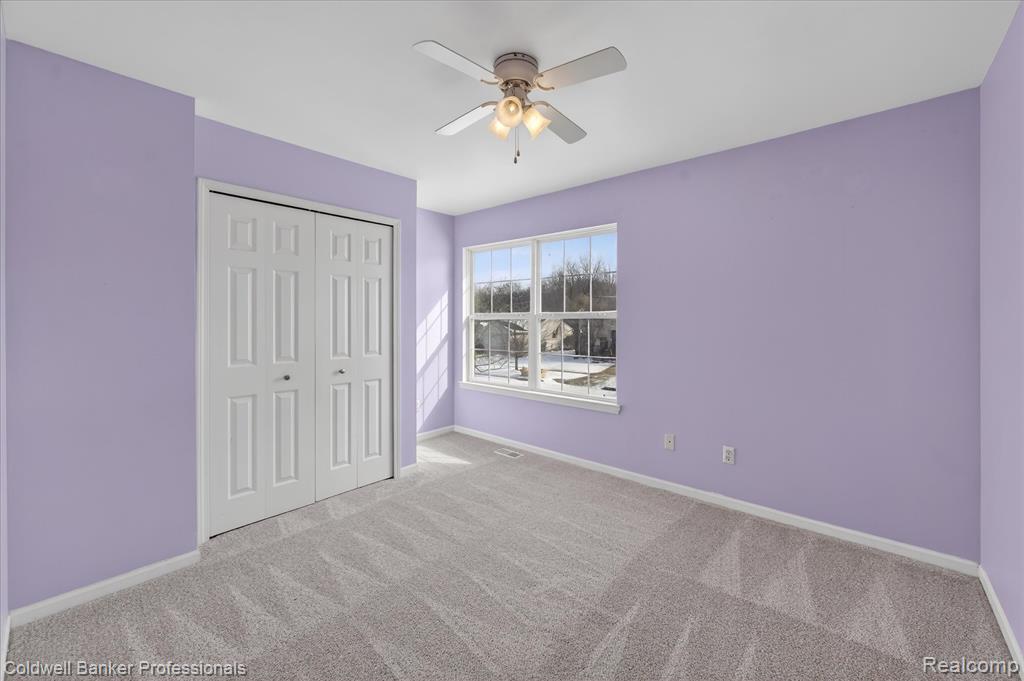 639 Andover Woods Drive, Fenton, MI 48430 — Photo 13
