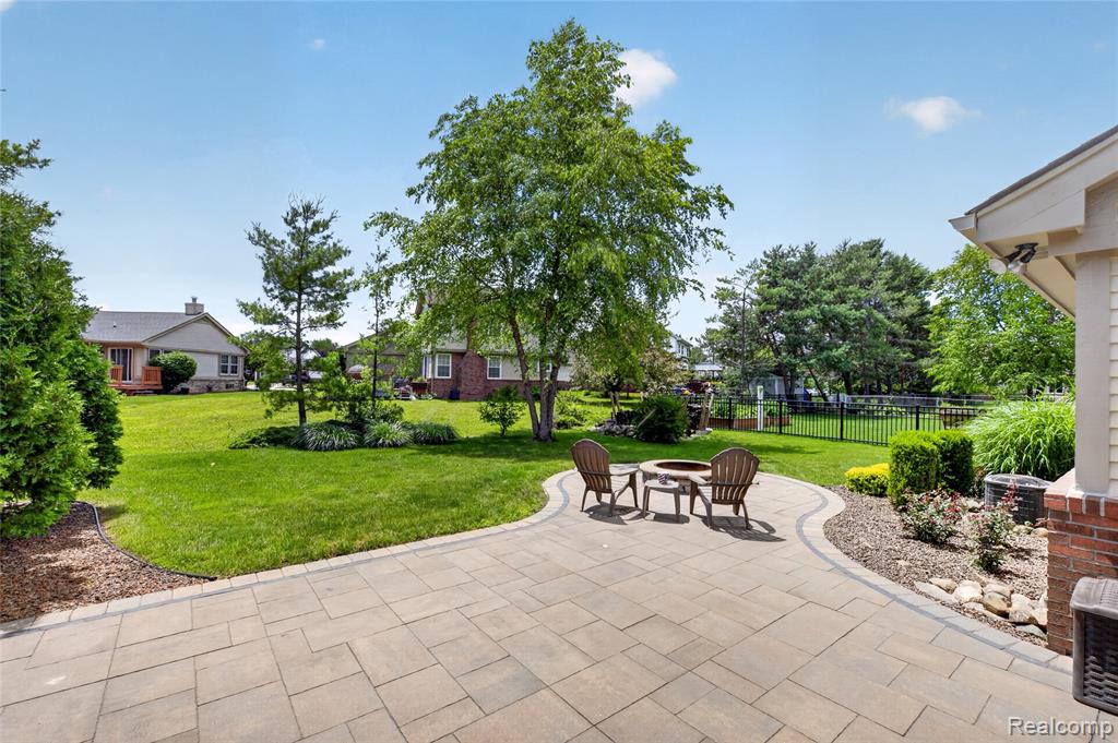 44637 Ridgefield Road, Canton, MI 48188 — Photo 36