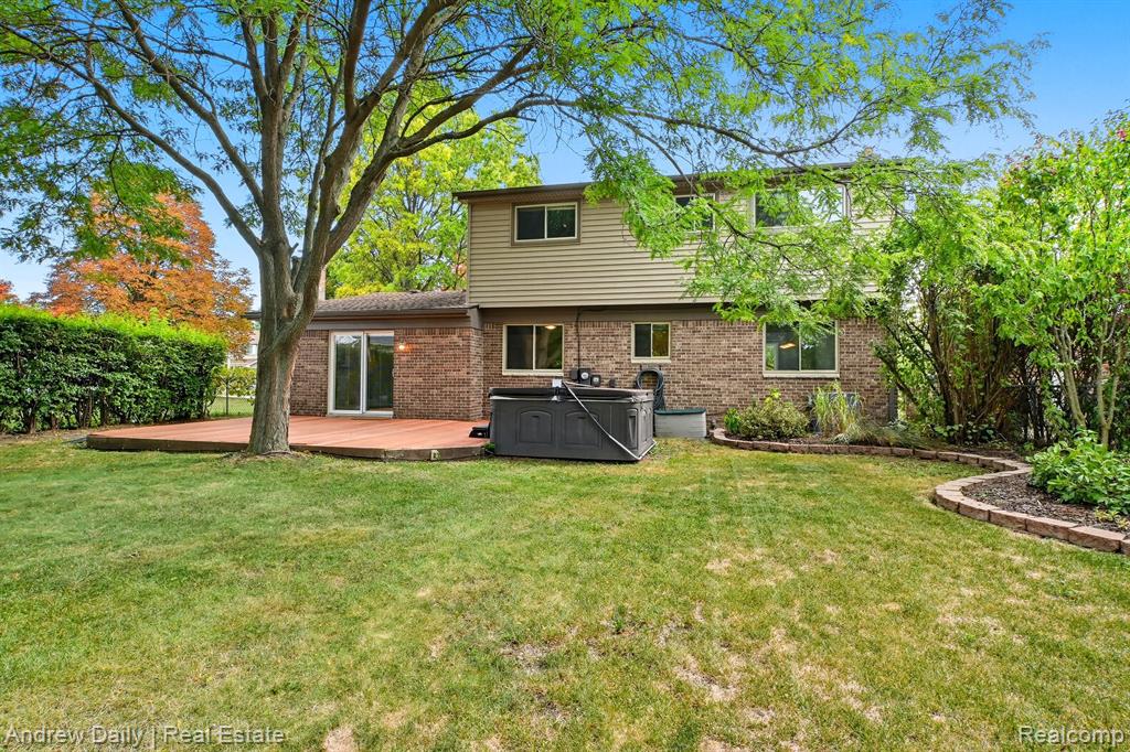 7453 Emerson Drive, Canton, MI 48187 — Photo 15