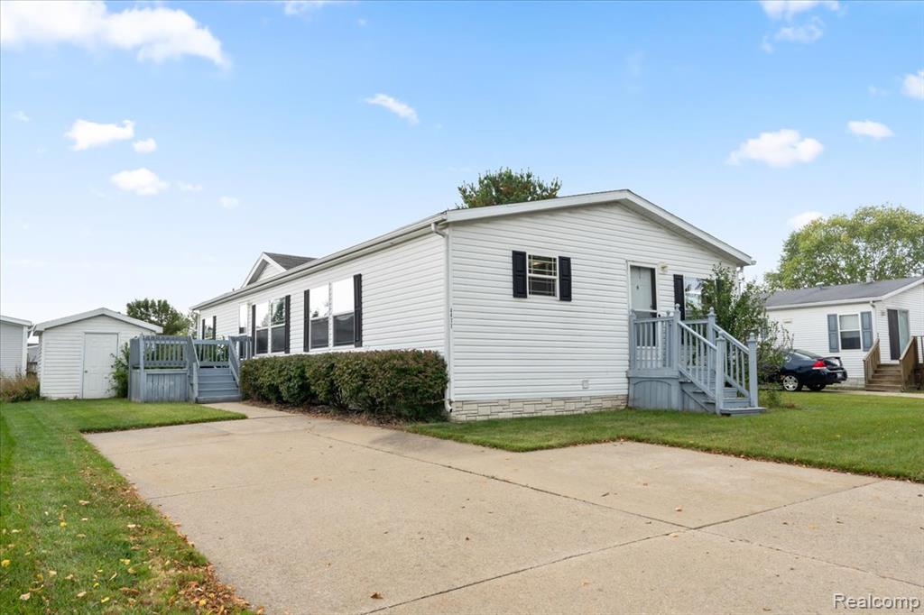 4477 Single Tree Drive, Howell, MI 48843 — Photo 21