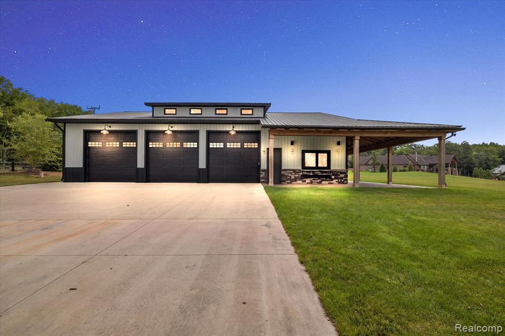 3697 Mitchell Road, Lapeer, MI 48446