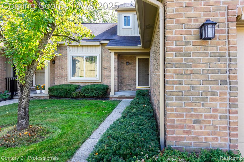535 Tennyson, Rochester Hills, MI 48307 — Photo 3