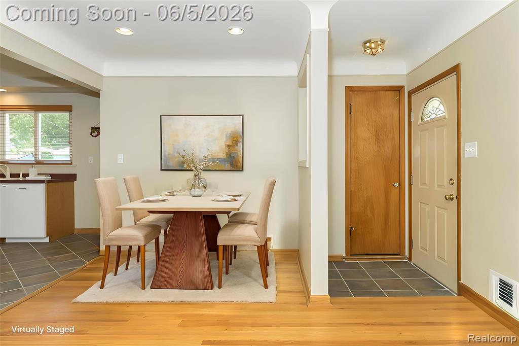 8422 Niver Avenue, Allen Park, MI 48101 — Photo 3